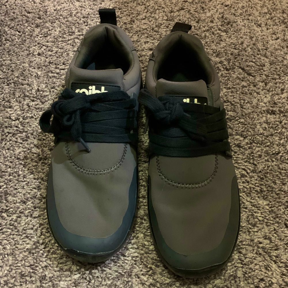 Snibbs Shoes